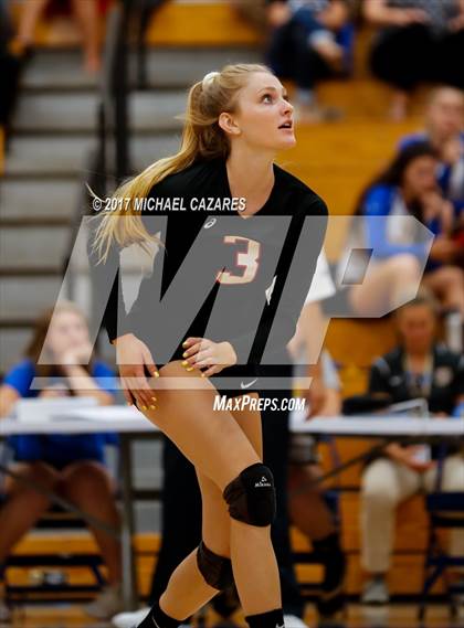 Thumbnail 2 in Fallbrook @ San Pasqual photogallery.