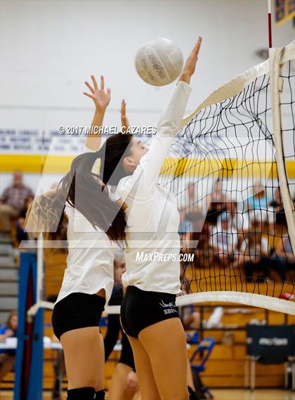 Thumbnail 1 in Fallbrook @ San Pasqual photogallery.