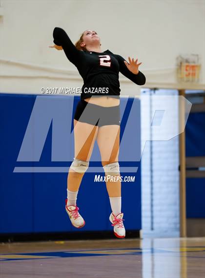 Thumbnail 2 in Fallbrook @ San Pasqual photogallery.