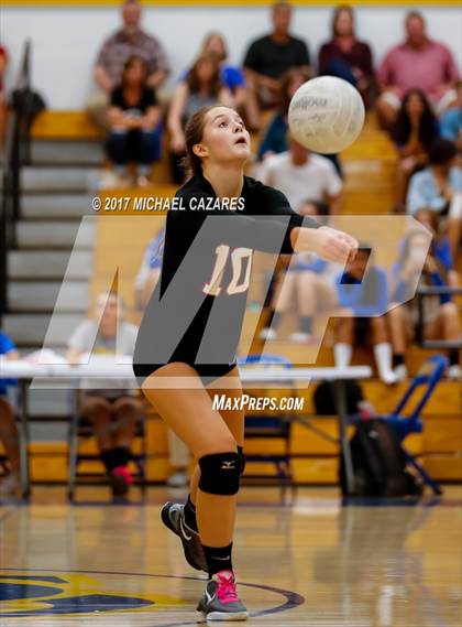 Thumbnail 1 in Fallbrook @ San Pasqual photogallery.