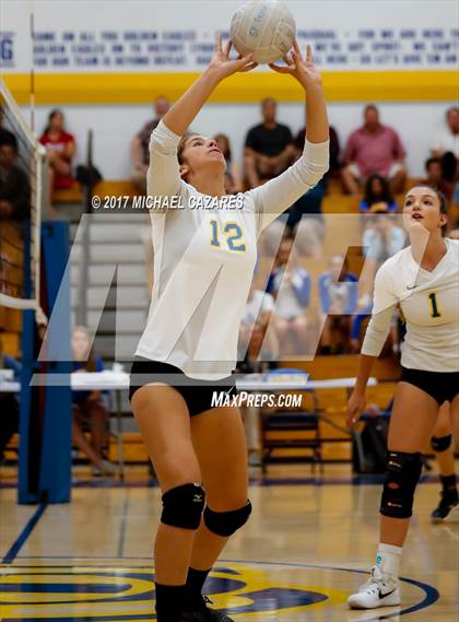 Thumbnail 2 in Fallbrook @ San Pasqual photogallery.