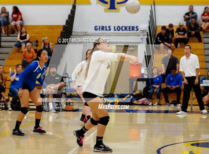 Thumbnail 1 in Fallbrook @ San Pasqual photogallery.