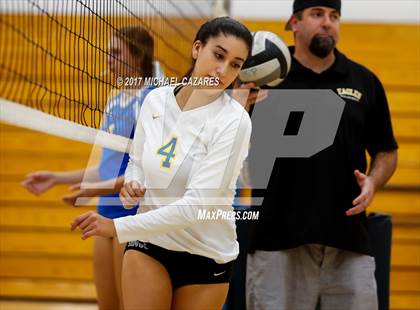 Thumbnail 3 in Fallbrook @ San Pasqual photogallery.