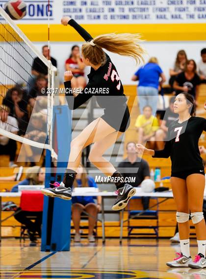 Thumbnail 3 in Fallbrook @ San Pasqual photogallery.
