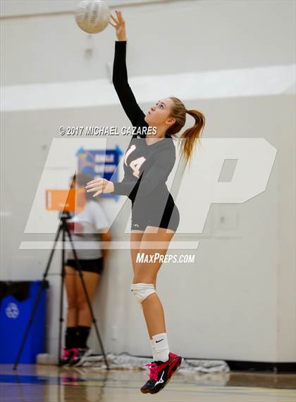 Thumbnail 1 in Fallbrook @ San Pasqual photogallery.