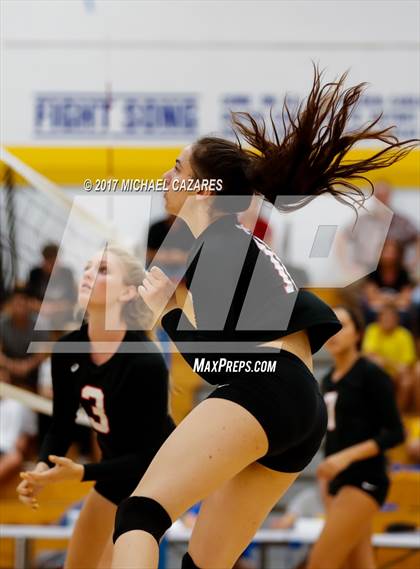 Thumbnail 1 in Fallbrook @ San Pasqual photogallery.