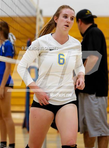 Thumbnail 1 in Fallbrook @ San Pasqual photogallery.