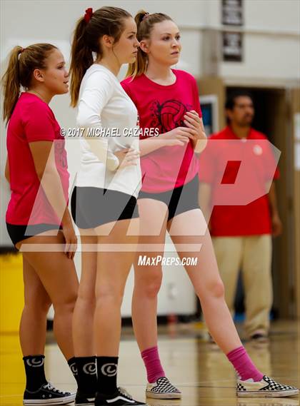 Thumbnail 2 in Fallbrook @ San Pasqual photogallery.