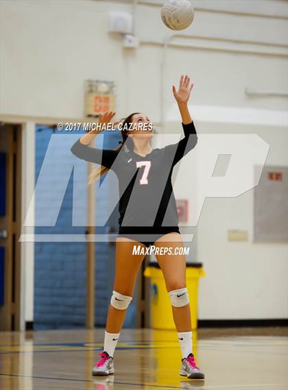 Thumbnail 1 in Fallbrook @ San Pasqual photogallery.