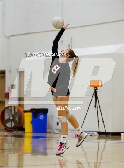 Thumbnail 3 in Fallbrook @ San Pasqual photogallery.