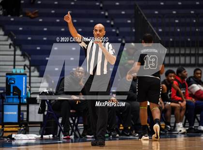 Thumbnail 2 in Manasquan vs West Side (Shore Classic Showcase)  photogallery.