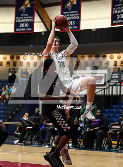 Thumbnail 3 in Manasquan vs West Side (Shore Classic Showcase)  photogallery.