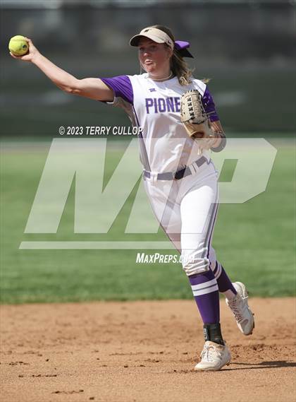 Thumbnail 3 in Salem Hills @ Lehi (UHSAA 5A Super Regional) photogallery.