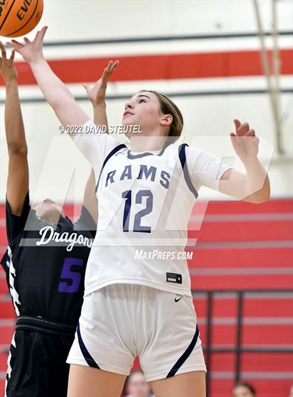 Thumbnail 2 in Sacramento vs. Casa Roble (Lady Bronco Classic) photogallery.
