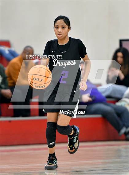 Thumbnail 3 in Sacramento vs. Casa Roble (Lady Bronco Classic) photogallery.