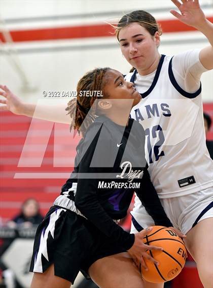 Thumbnail 1 in Sacramento vs. Casa Roble (Lady Bronco Classic) photogallery.