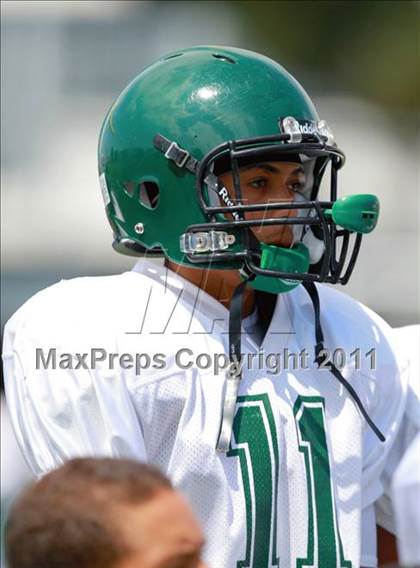 Thumbnail 2 in JV: Lincoln @ Point Loma photogallery.
