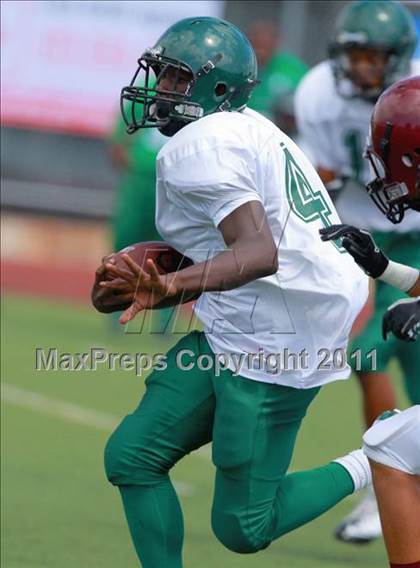 Thumbnail 2 in JV: Lincoln @ Point Loma photogallery.