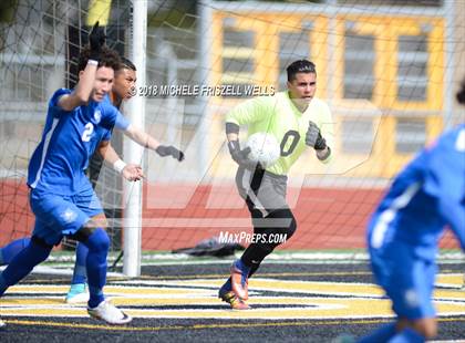 Thumbnail 3 in  Crawford vs University City (CIF SDS D3 Final) photogallery.
