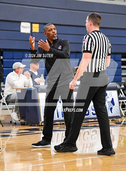 Thumbnail 2 in Silsbee vs Washington (UIL 4A Reg III Final) photogallery.