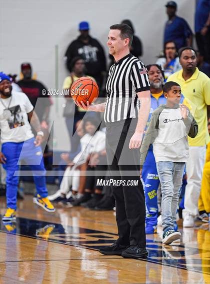 Thumbnail 1 in Silsbee vs Washington (UIL 4A Reg III Final) photogallery.