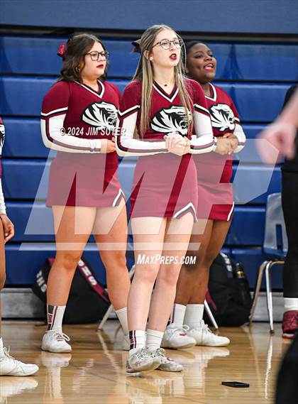 Thumbnail 1 in Silsbee vs Washington (UIL 4A Reg III Final) photogallery.
