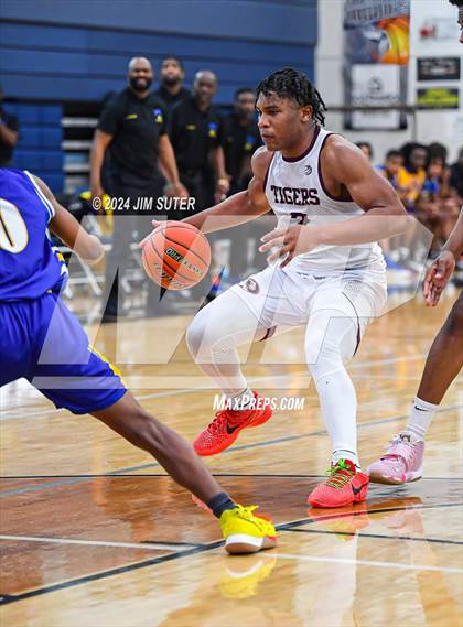 Thumbnail 1 in Silsbee vs Washington (UIL 4A Reg III Final) photogallery.
