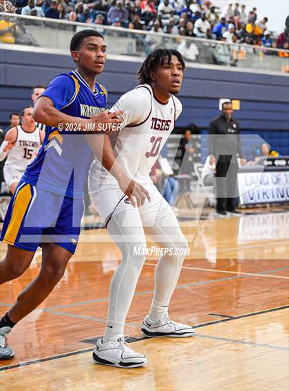 Thumbnail 1 in Silsbee vs Washington (UIL 4A Reg III Final) photogallery.