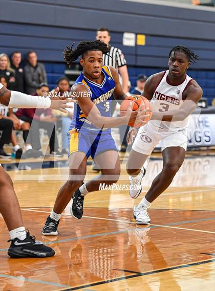 Thumbnail 3 in Silsbee vs Washington (UIL 4A Reg III Final) photogallery.
