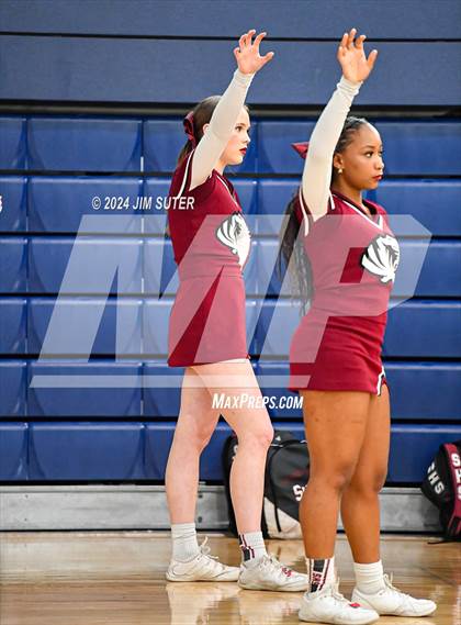 Thumbnail 2 in Silsbee vs Washington (UIL 4A Reg III Final) photogallery.