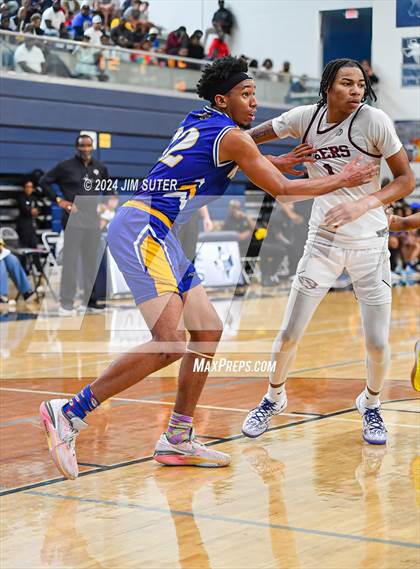 Thumbnail 2 in Silsbee vs Washington (UIL 4A Reg III Final) photogallery.