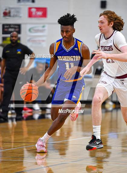 Thumbnail 1 in Silsbee vs Washington (UIL 4A Reg III Final) photogallery.