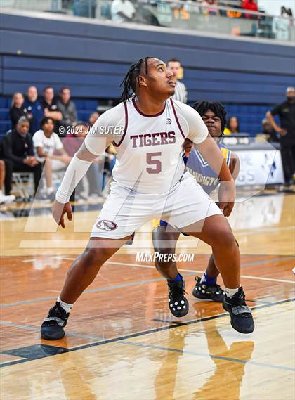 Thumbnail 1 in Silsbee vs Washington (UIL 4A Reg III Final) photogallery.