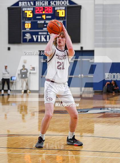Thumbnail 3 in Silsbee vs Washington (UIL 4A Reg III Final) photogallery.