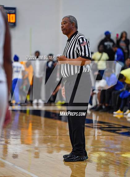 Thumbnail 3 in Silsbee vs Washington (UIL 4A Reg III Final) photogallery.