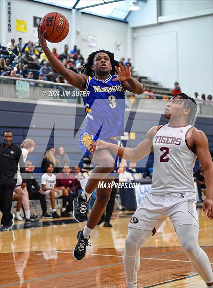 Thumbnail 1 in Silsbee vs Washington (UIL 4A Reg III Final) photogallery.