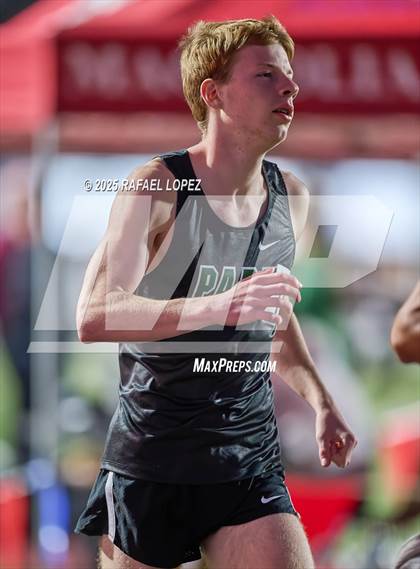 Thumbnail 2 in Dog Pound Invitational (1600 Meter) photogallery.
