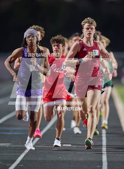 Thumbnail 2 in Dog Pound Invitational (1600 Meter) photogallery.