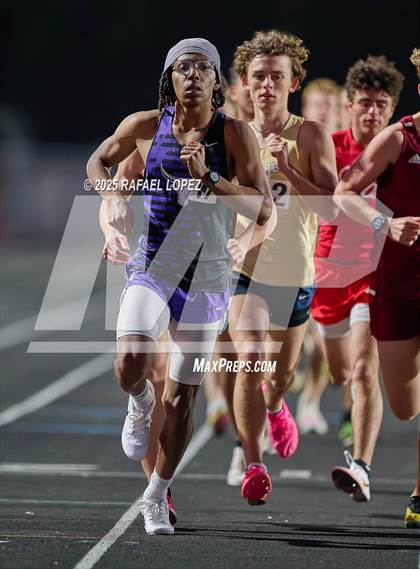 Thumbnail 3 in Dog Pound Invitational (1600 Meter) photogallery.
