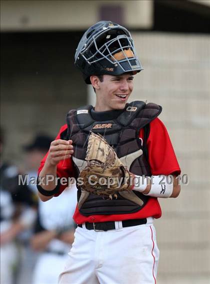 Thumbnail 1 in McQuaid Jesuit vs. Guilderland (NYSPHSAA Class AA Semifinal) photogallery.