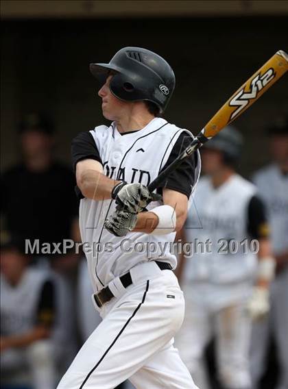 Thumbnail 1 in McQuaid Jesuit vs. Guilderland (NYSPHSAA Class AA Semifinal) photogallery.
