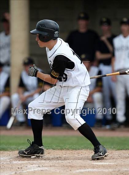 Thumbnail 3 in McQuaid Jesuit vs. Guilderland (NYSPHSAA Class AA Semifinal) photogallery.