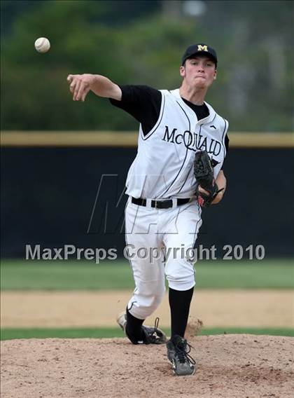 Thumbnail 1 in McQuaid Jesuit vs. Guilderland (NYSPHSAA Class AA Semifinal) photogallery.