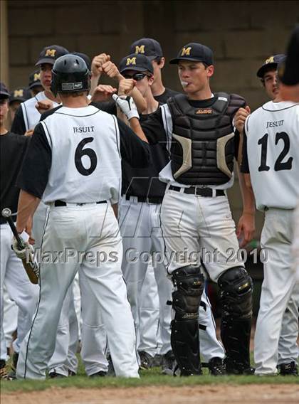 Thumbnail 2 in McQuaid Jesuit vs. Guilderland (NYSPHSAA Class AA Semifinal) photogallery.