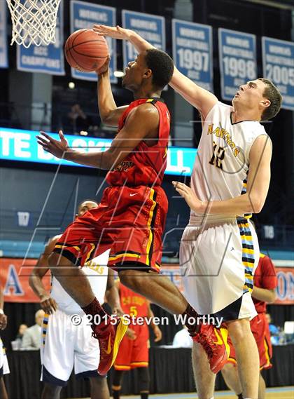 Thumbnail 1 in Winston-Salem Prep vs East Carteret (NCHSAA 1A Final) photogallery.