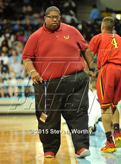 Thumbnail 3 in Winston-Salem Prep vs East Carteret (NCHSAA 1A Final) photogallery.