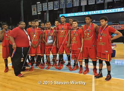 Thumbnail 3 in Winston-Salem Prep vs East Carteret (NCHSAA 1A Final) photogallery.