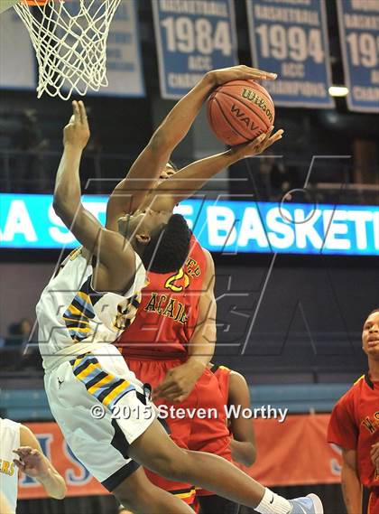 Thumbnail 2 in Winston-Salem Prep vs East Carteret (NCHSAA 1A Final) photogallery.
