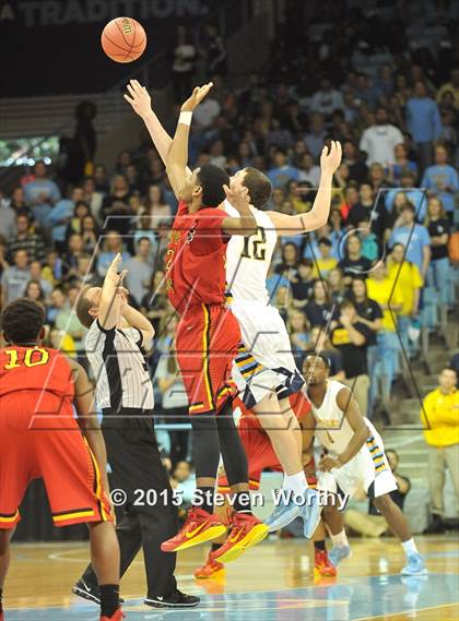 Thumbnail 2 in Winston-Salem Prep vs East Carteret (NCHSAA 1A Final) photogallery.