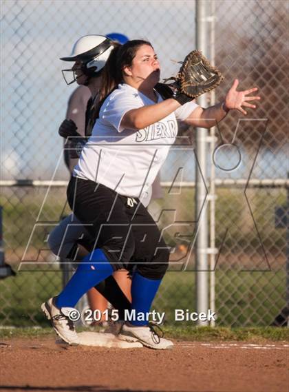 Thumbnail 1 in Sierra @ Enochs photogallery.